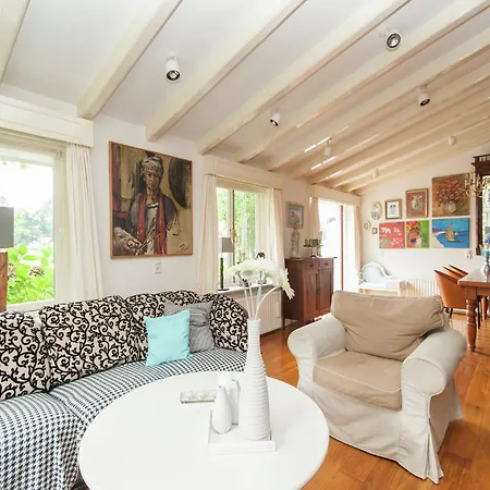 Casa de Férias In Near Forest & Schoorl